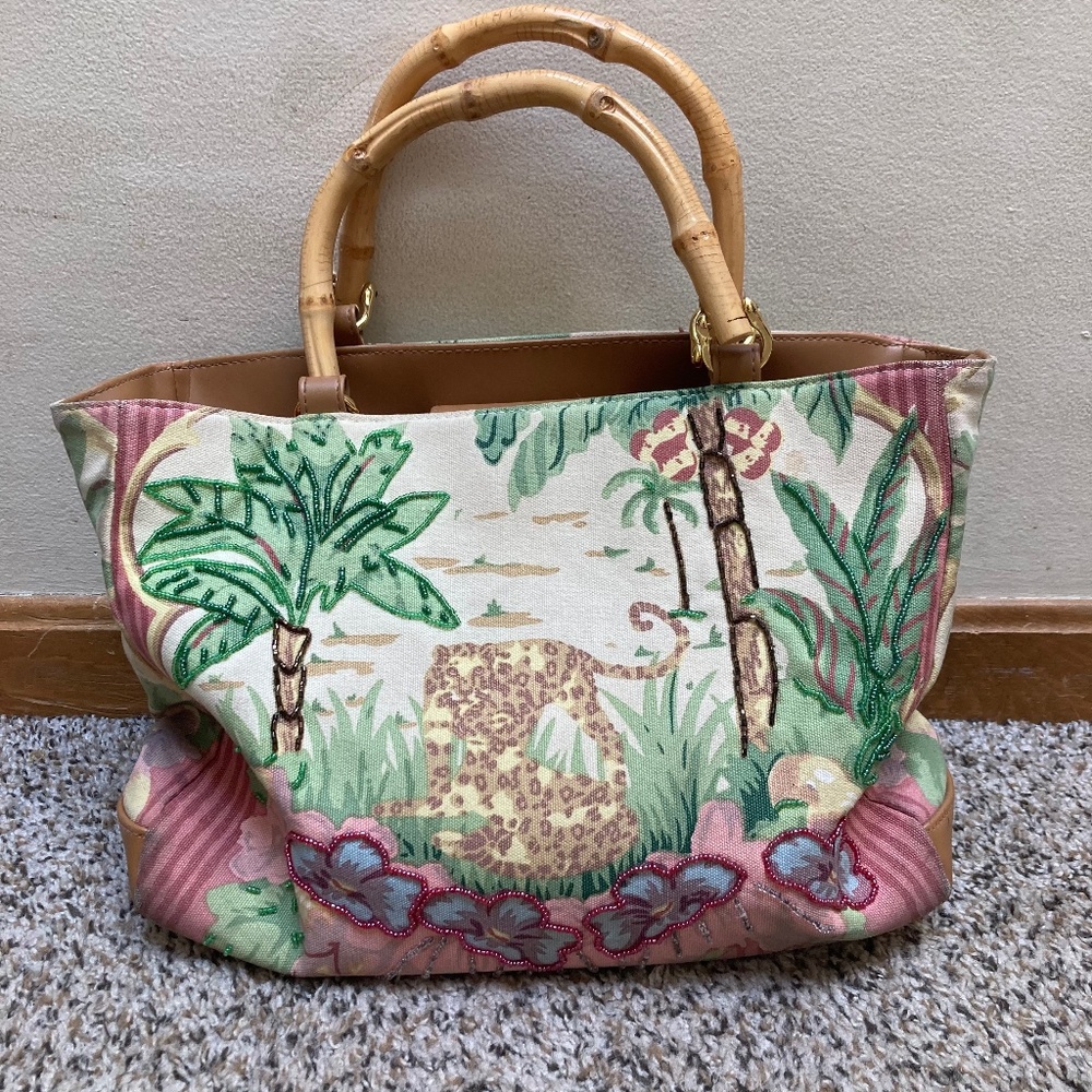 Bueno Beaded Leopard Purse with Wooden Handles